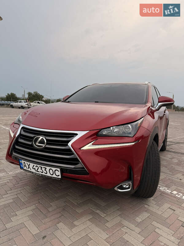 Внедорожник / Кроссовер Lexus NX 2015 в 