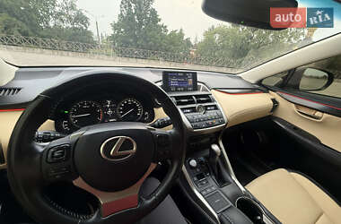 Внедорожник / Кроссовер Lexus NX 2015 в 