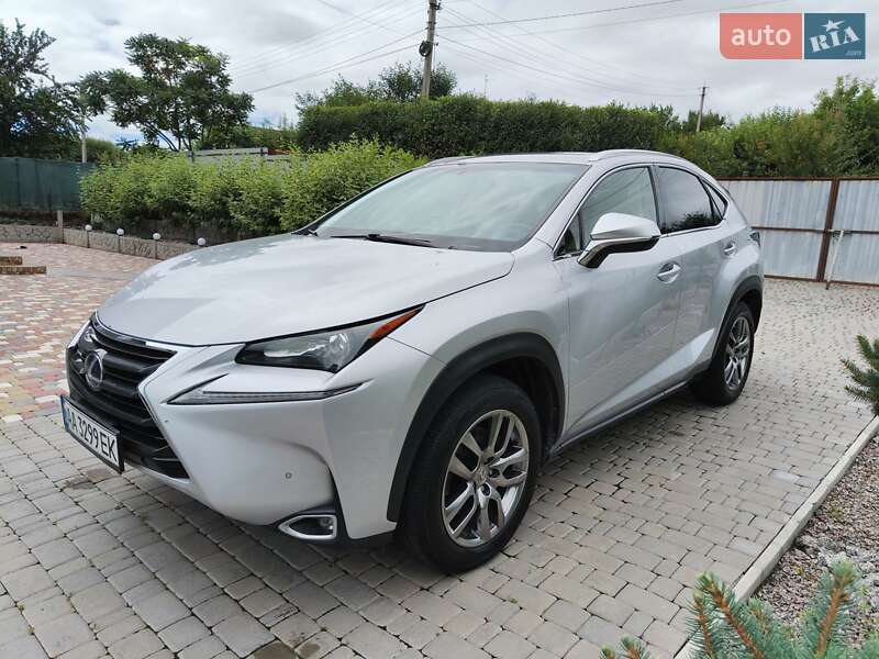 Внедорожник / Кроссовер Lexus NX 2015 в Обухове