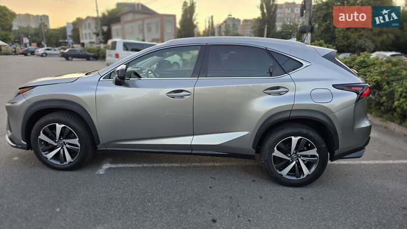 Внедорожник / Кроссовер Lexus NX 2018 в Киеве