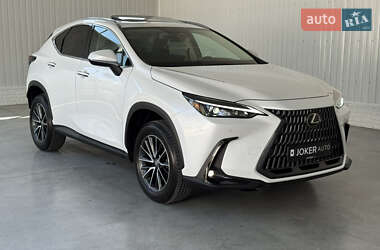 Внедорожник / Кроссовер Lexus NX 2022 в 