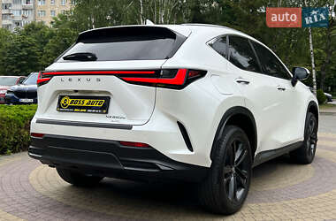 Внедорожник / Кроссовер Lexus NX 2023 в 