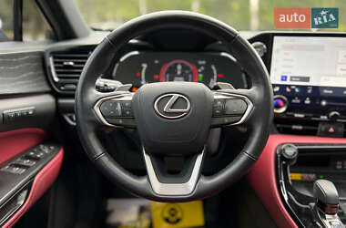 Внедорожник / Кроссовер Lexus NX 2023 в 