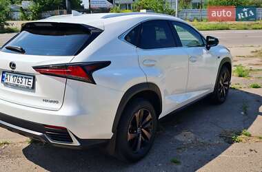 Внедорожник / Кроссовер Lexus NX 2021 в 