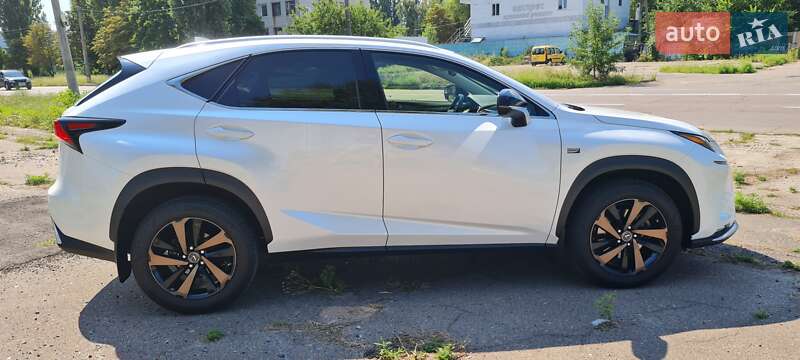 Внедорожник / Кроссовер Lexus NX 2021 в Черкассах