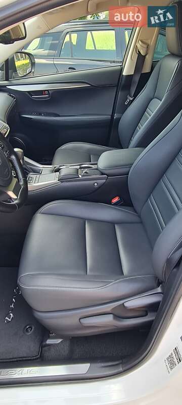 Внедорожник / Кроссовер Lexus NX 2021 в Черкассах