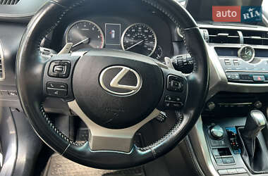Внедорожник / Кроссовер Lexus NX 2018 в 