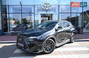 Позашляховик / Кросовер Lexus NX 2022 в Києві