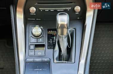Внедорожник / Кроссовер Lexus NX 2019 в 