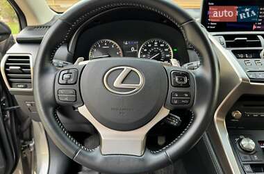 Внедорожник / Кроссовер Lexus NX 2019 в 