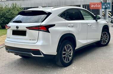 Внедорожник / Кроссовер Lexus NX 2018 в 