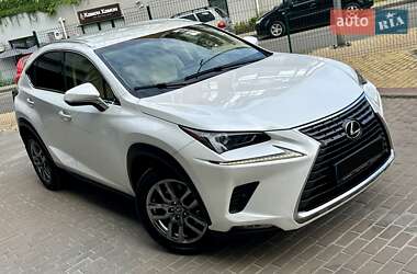 Внедорожник / Кроссовер Lexus NX 2018 в 