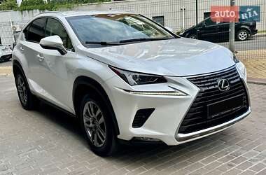 Внедорожник / Кроссовер Lexus NX 2018 в 