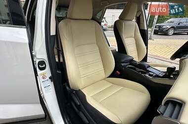 Внедорожник / Кроссовер Lexus NX 2018 в 