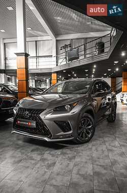 Внедорожник / Кроссовер Lexus NX 2019 в 