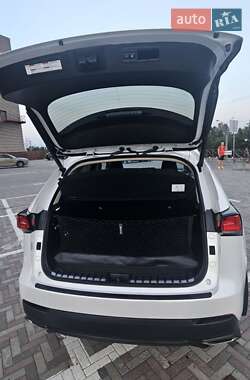 Внедорожник / Кроссовер Lexus NX 2021 в 