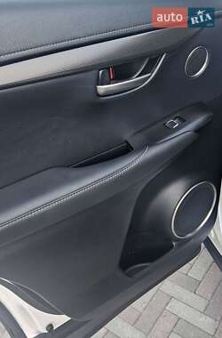 Внедорожник / Кроссовер Lexus NX 2021 в 