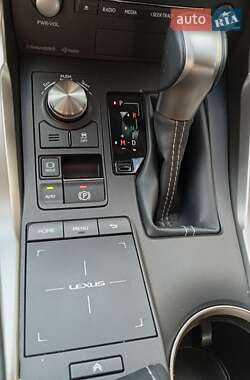 Внедорожник / Кроссовер Lexus NX 2019 в 