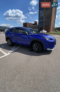 Внедорожник / Кроссовер Lexus NX 2015 в 