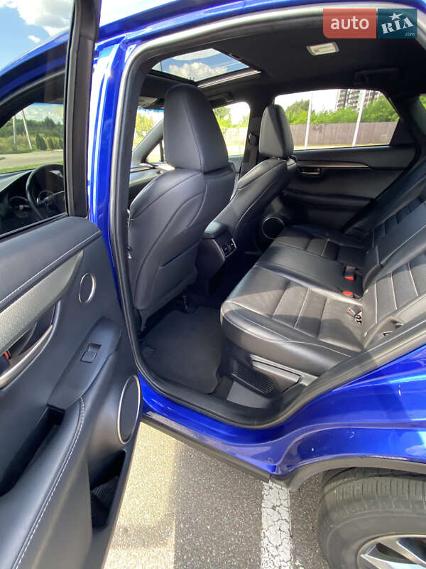 Внедорожник / Кроссовер Lexus NX 2015 в Киеве