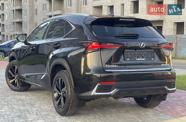 Внедорожник / Кроссовер Lexus NX 2021 в 