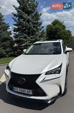 Внедорожник / Кроссовер Lexus NX 2015 в 