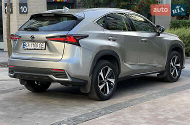 Внедорожник / Кроссовер Lexus NX 2020 в 