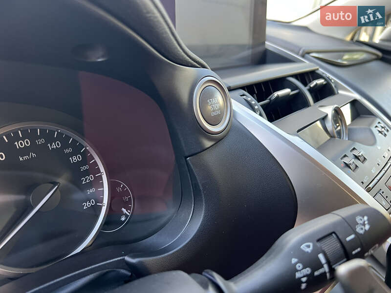 Внедорожник / Кроссовер Lexus NX 2020 в Киеве