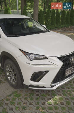 Внедорожник / Кроссовер Lexus NX 2019 в 