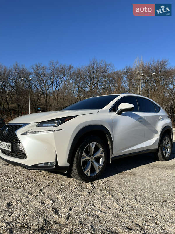 Внедорожник / Кроссовер Lexus NX 2017 в Днепре