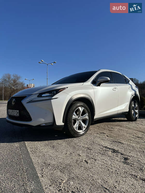 Внедорожник / Кроссовер Lexus NX 2017 в Днепре