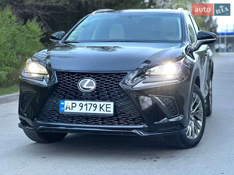 Внедорожник / Кроссовер Lexus NX 2017 в Днепре