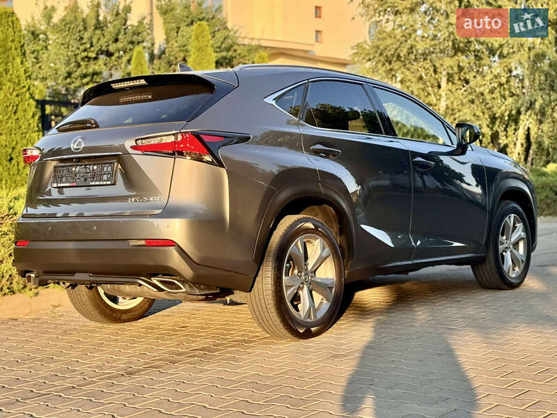 Внедорожник / Кроссовер Lexus NX 2017 в Одессе