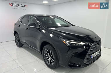 Внедорожник / Кроссовер Lexus NX 2022 в 