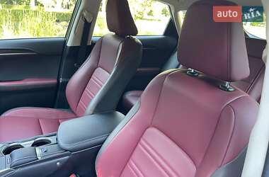 Внедорожник / Кроссовер Lexus NX 2019 в 