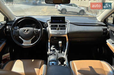Внедорожник / Кроссовер Lexus NX 2016 в 