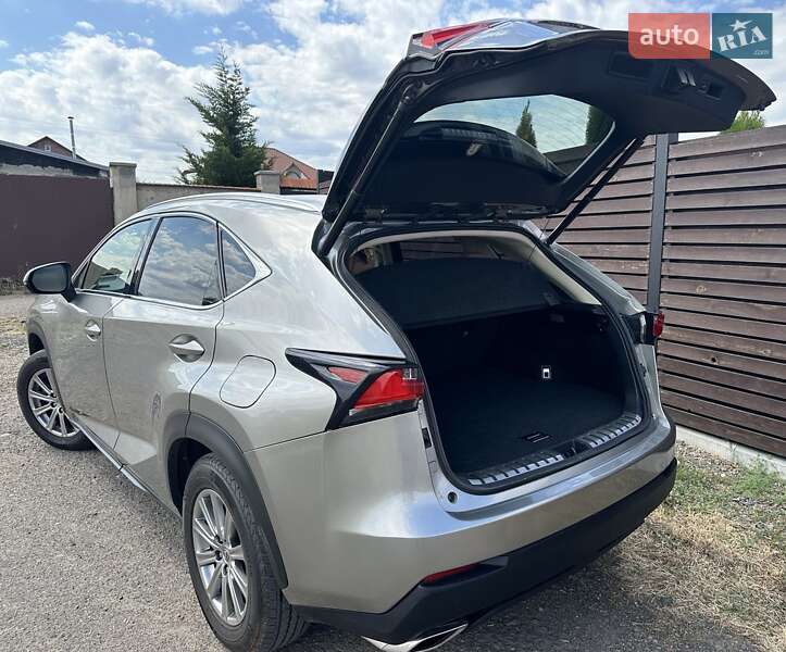 Внедорожник / Кроссовер Lexus NX 2016 в Одессе