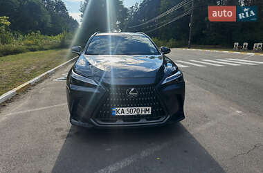 Внедорожник / Кроссовер Lexus NX 2022 в 