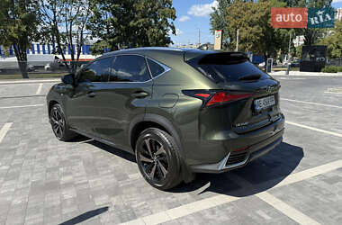 Внедорожник / Кроссовер Lexus NX 2021 в 