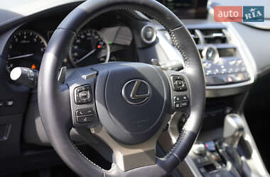 Внедорожник / Кроссовер Lexus NX 2021 в 