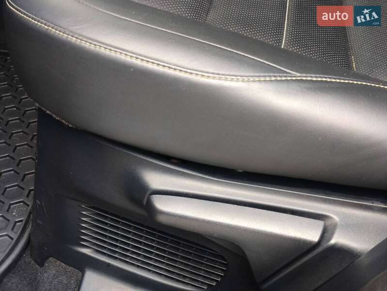 Внедорожник / Кроссовер Lexus NX 2015 в Киеве фото 30 Внедорожник / Кроссовер Lexus NX 2015 в Киеве