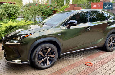 Внедорожник / Кроссовер Lexus NX 2020 в 