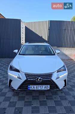 Позашляховик / Кросовер Lexus NX 2018 в 