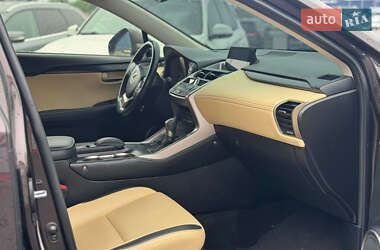 Внедорожник / Кроссовер Lexus NX 2015 в 