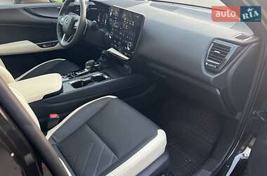 Внедорожник / Кроссовер Lexus NX 2022 в 