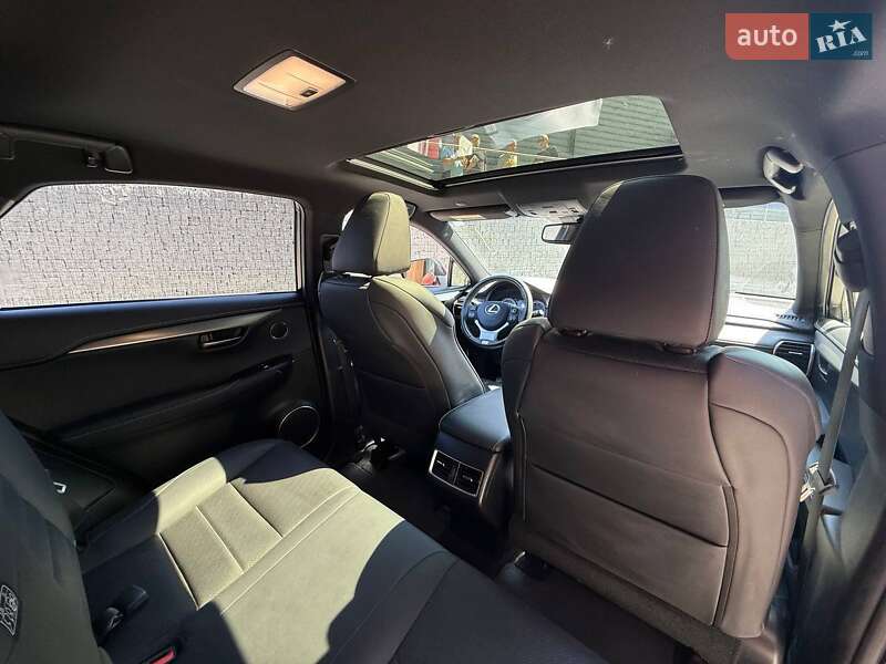 Внедорожник / Кроссовер Lexus NX 2018 в Луцке