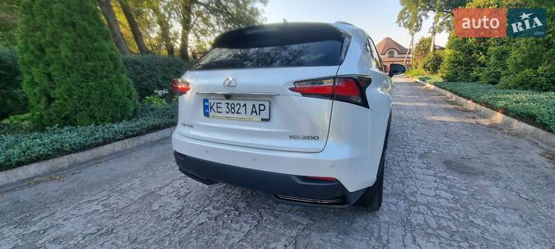 Внедорожник / Кроссовер Lexus NX 2015 в Каменском