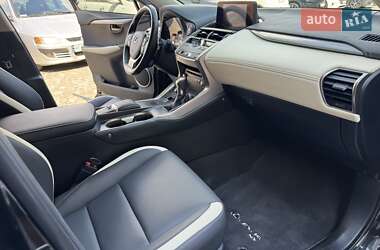 Внедорожник / Кроссовер Lexus NX 2020 в 