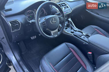 Позашляховик / Кросовер Lexus NX 2015 в 