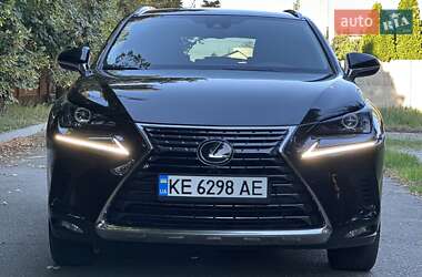 Позашляховик / Кросовер Lexus NX 2019 в 